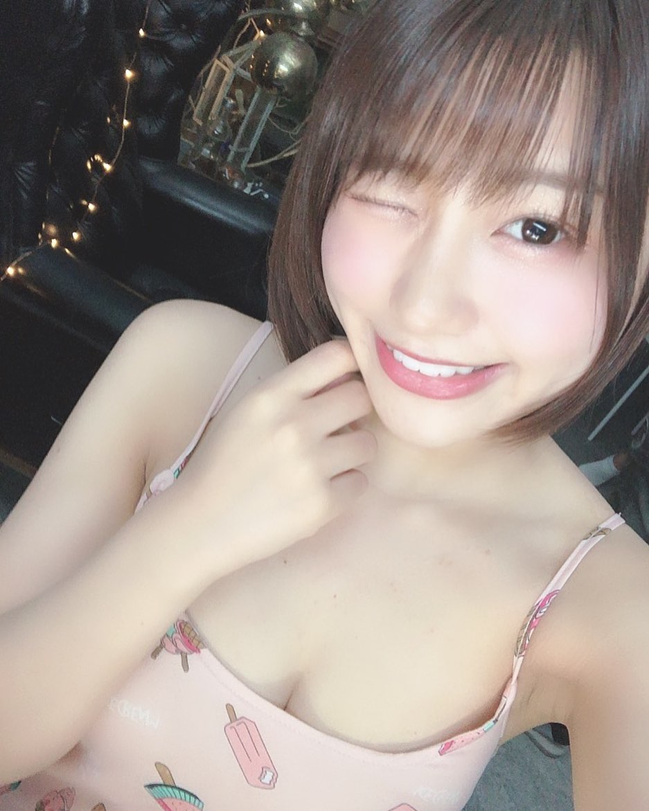 唯井真寻(唯井まひろ)出道作品番号及封面,唯井まひろ个人简介